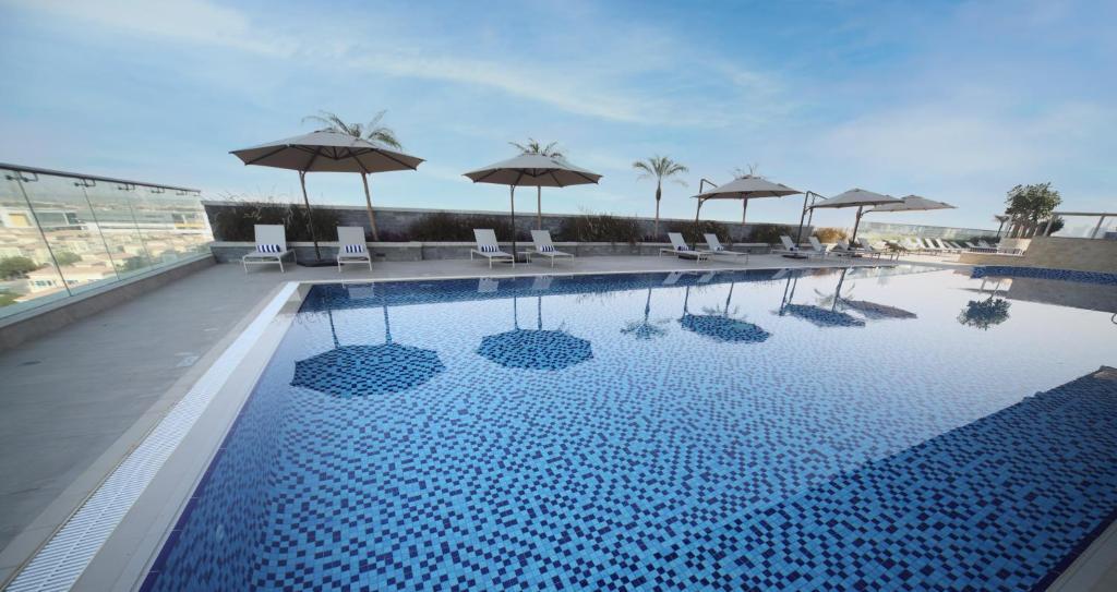 Novotel Jumeirah Village Triangle Dubai Exterior foto